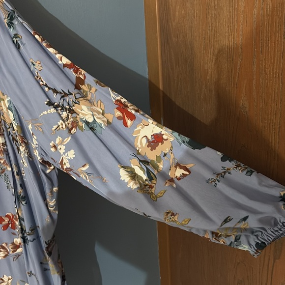 CJ Banks NWT Rayon blouse. Blue floral - Picture 5 of 7